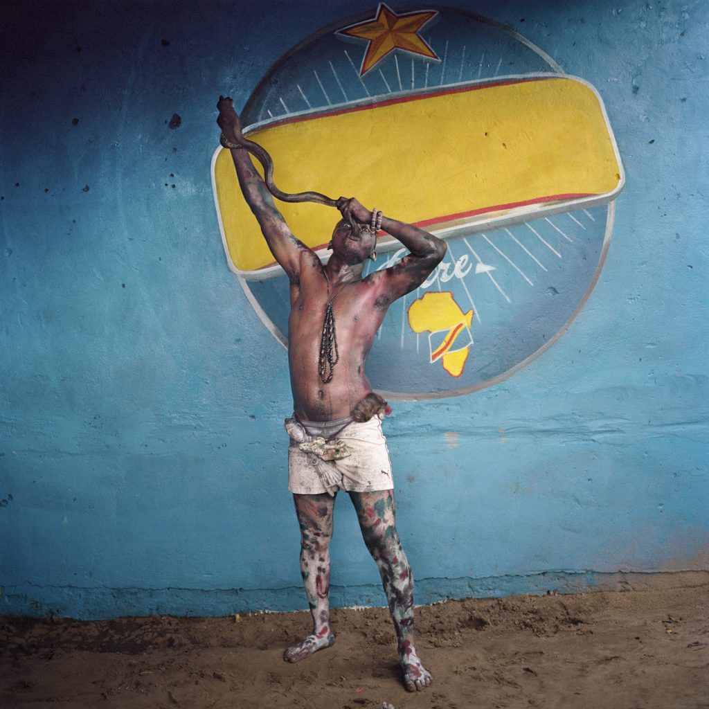 Congolese Wrestler Six Couleurs